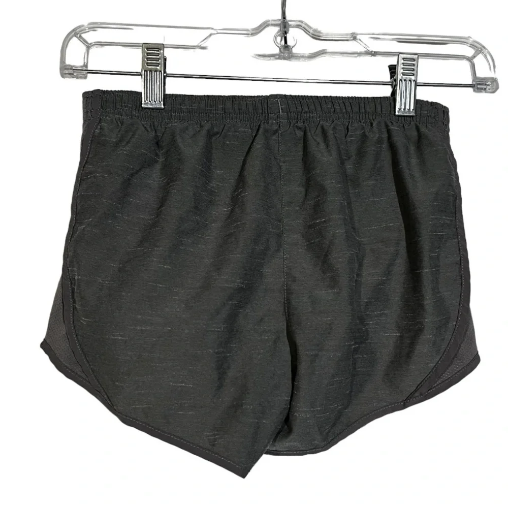 Nike Dri Fit Girls Shorts Dark Gray Size Medium